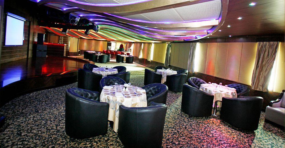 Oh Biz Premier At Leonia Hotel Хидерабад Екстериор снимка